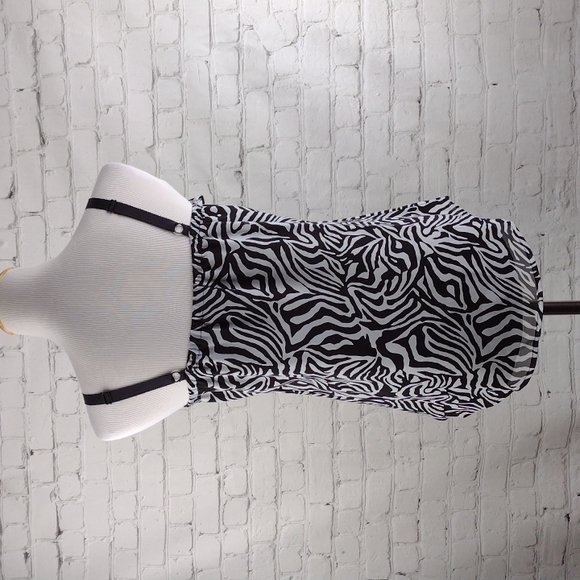 NICOLE BY NICOLE MILLER White Black Zebra Print Blouse Top Tank - Picture 5 of 8